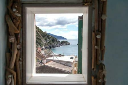 Apt. With An Exciting View مونتيروسّو ال ماري المظهر الخارجي الصورة